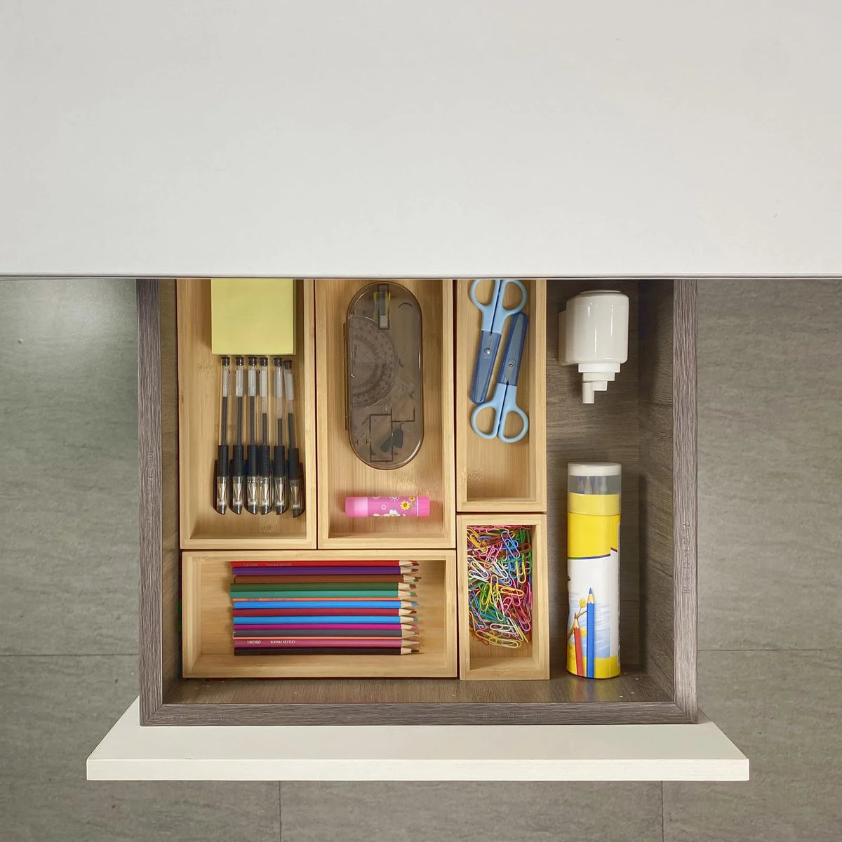 Bamboo Drawer Dividers Set, Adjustable Wooden Organizers, Stackable Trays, Brown V909376
