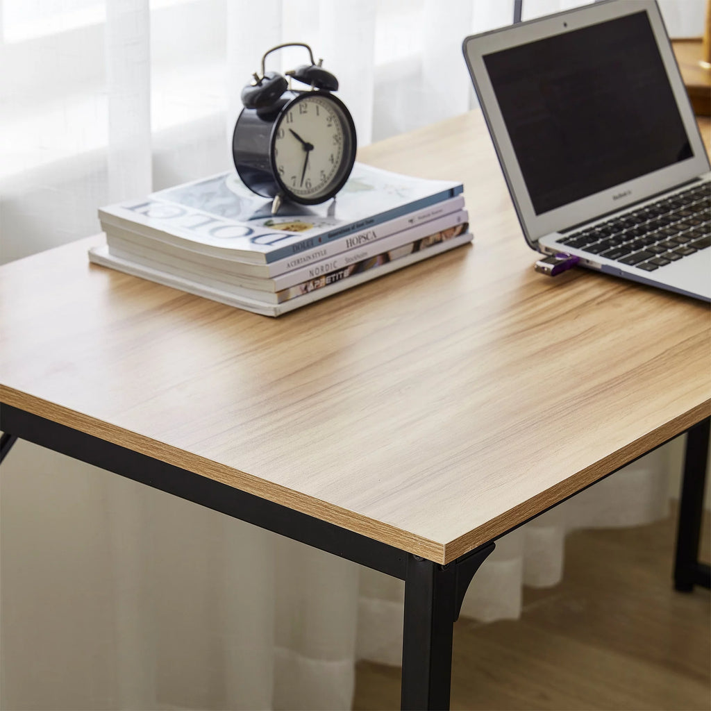 Desk with Extra Tabletop Space T864213
