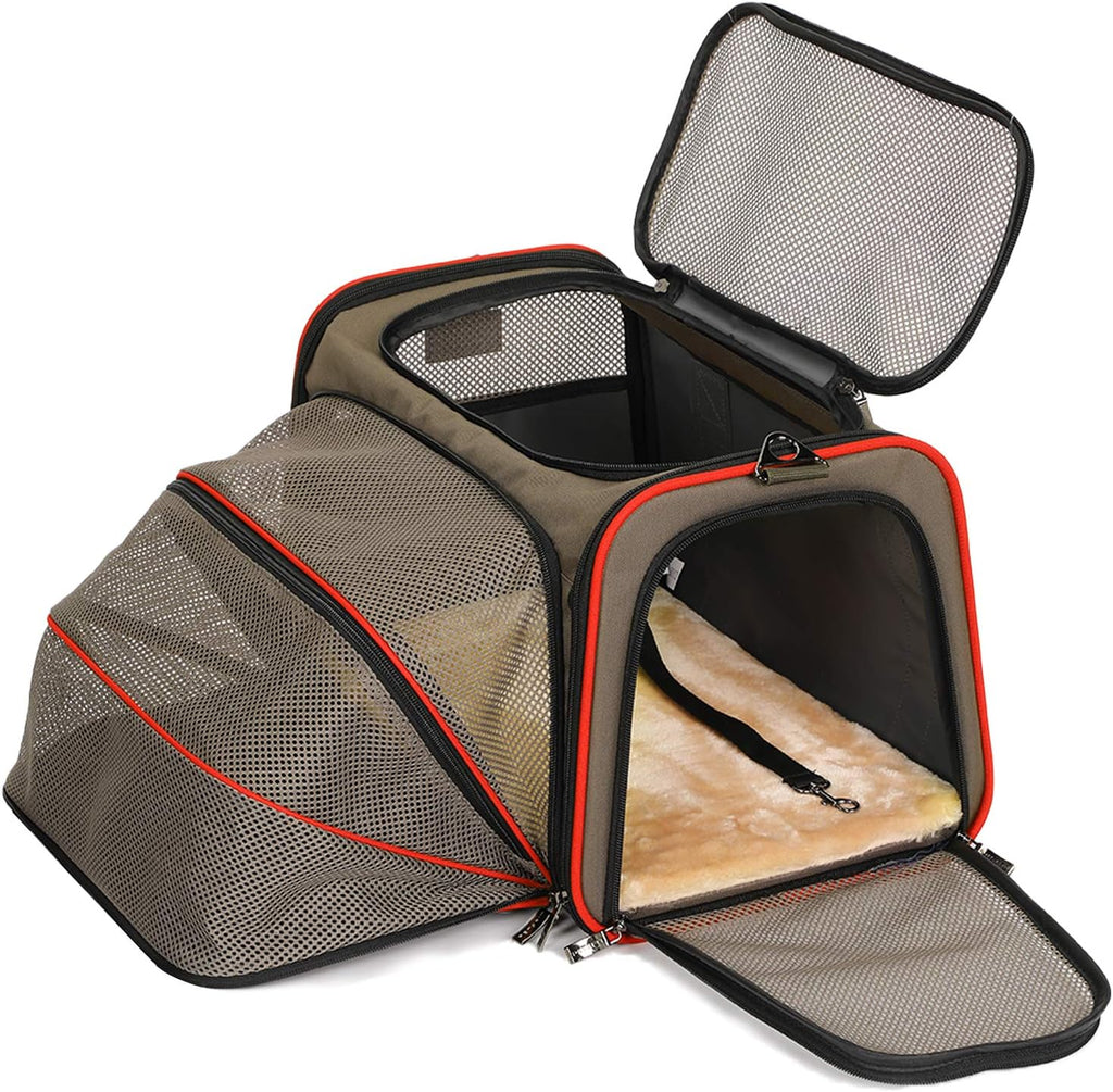 Expandable Soft-Sided Pet Travel Carrier D626