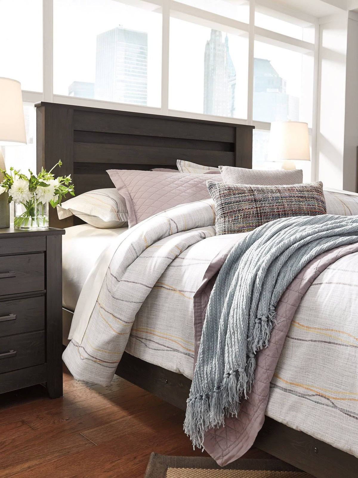 King Panel Headboard Black M286435