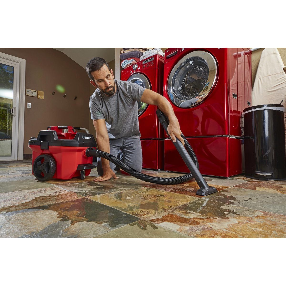 Cordless 7 Gallon Wet/Dry Vacuum U7940