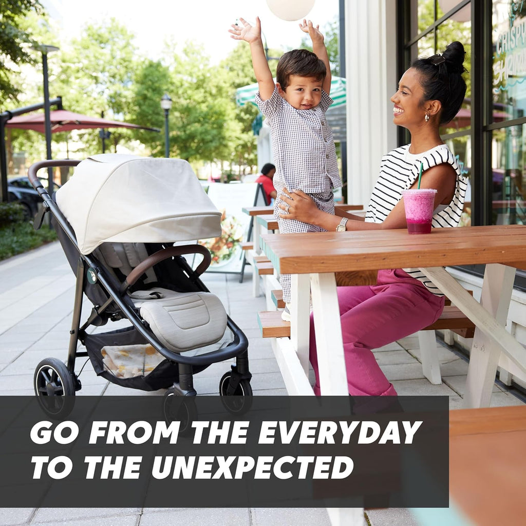 Lightweight Stroller with All-Terrain Wheel Suspension and Compact Fold L590631
