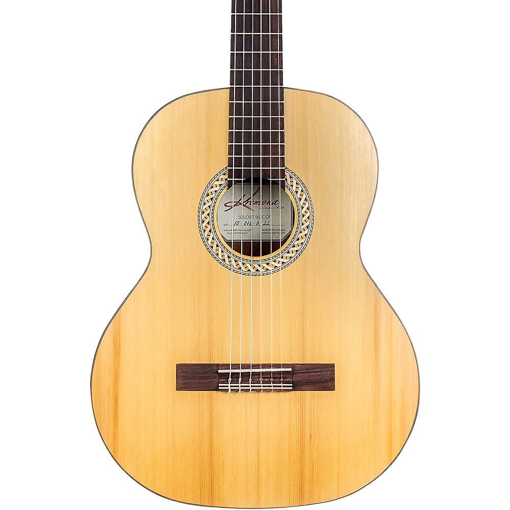 Classical Acoustic Guitar C7485