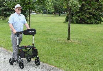 Red Rollator L5377