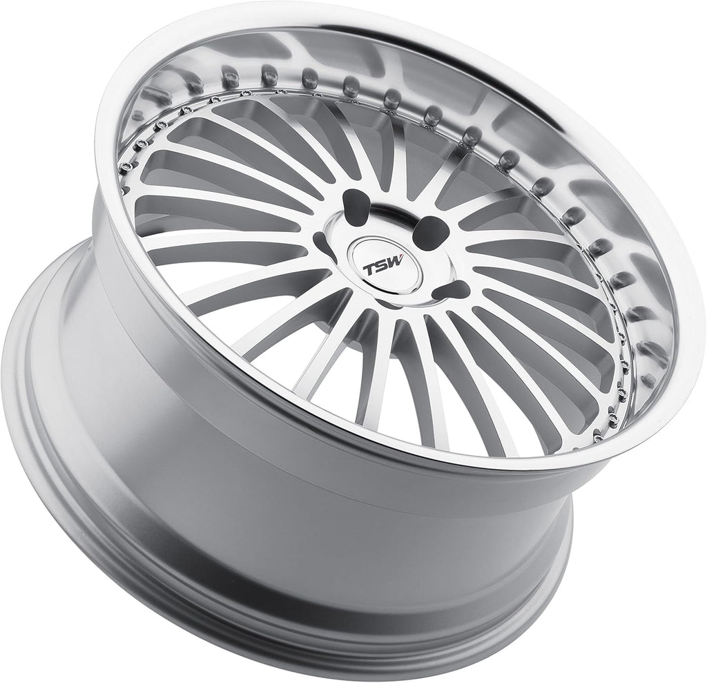 Silver Wheel with Machined Lip 18x8 E165166