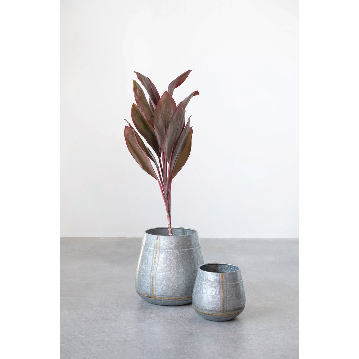 Galvanized Metal Planters, Antique Zinc Finish, Set of 2 Y75575